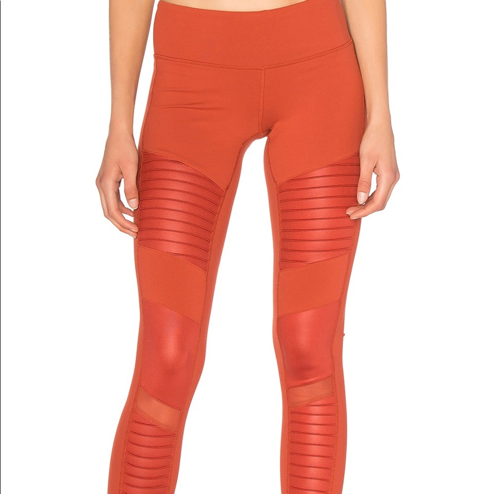 Alo Moto legging orange xs